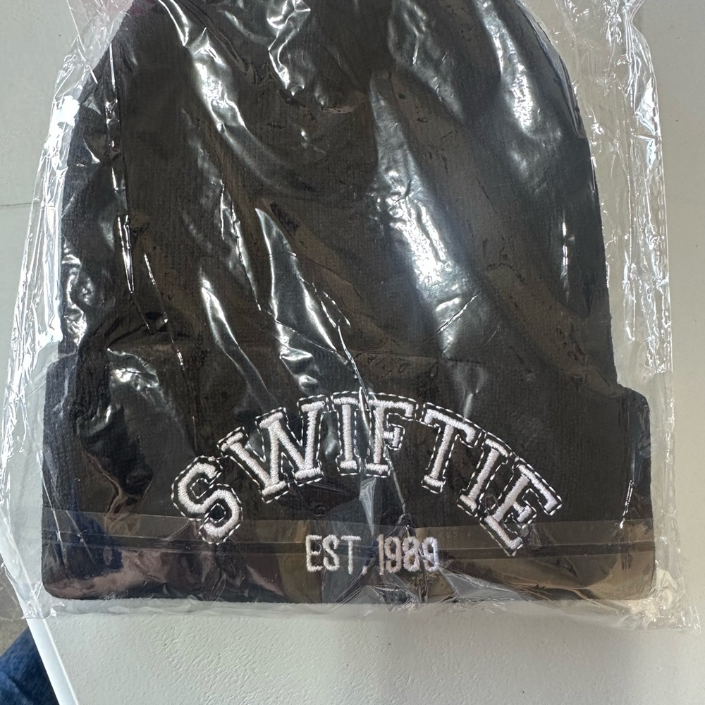 Black Swiftie Beanie